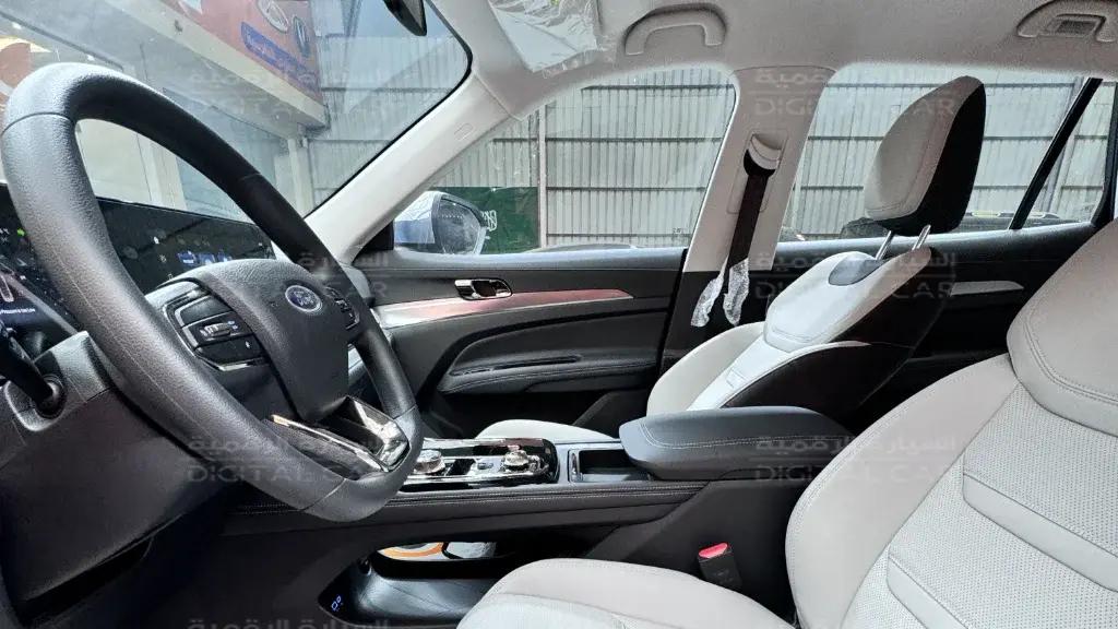 interior frontRight