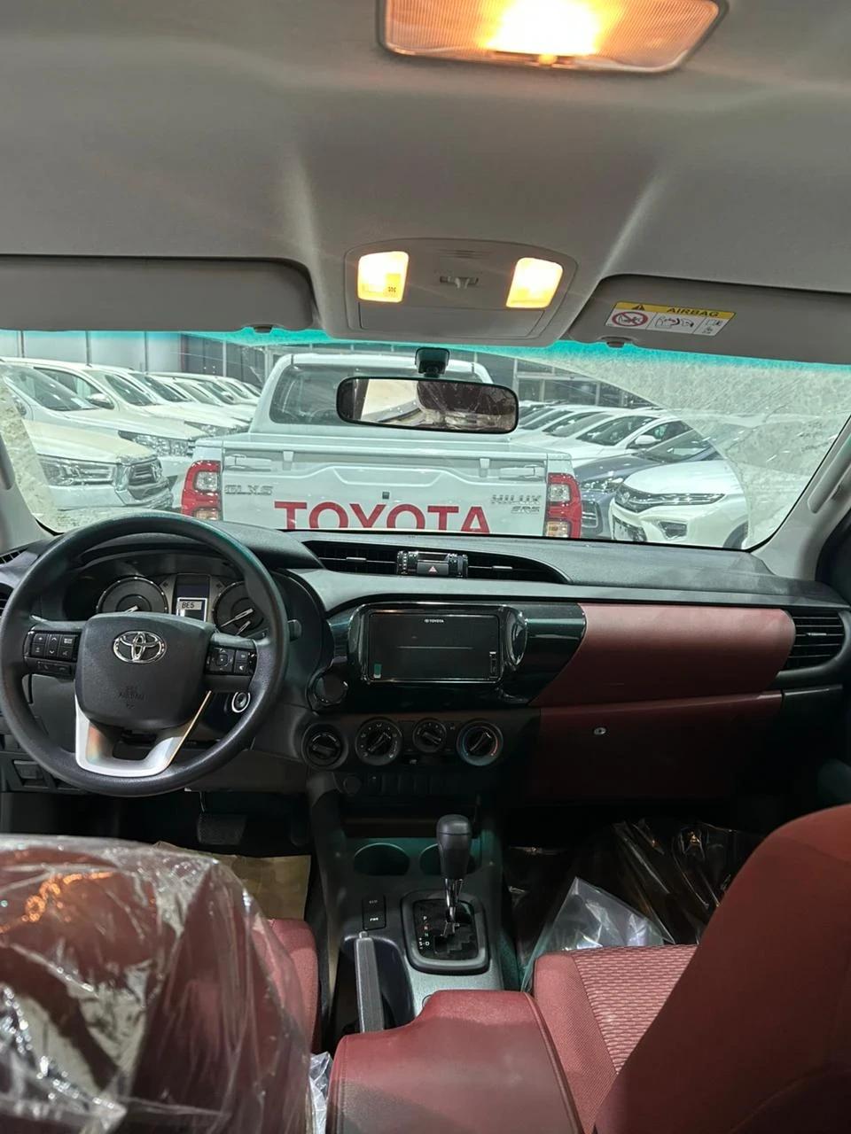interior frontRight