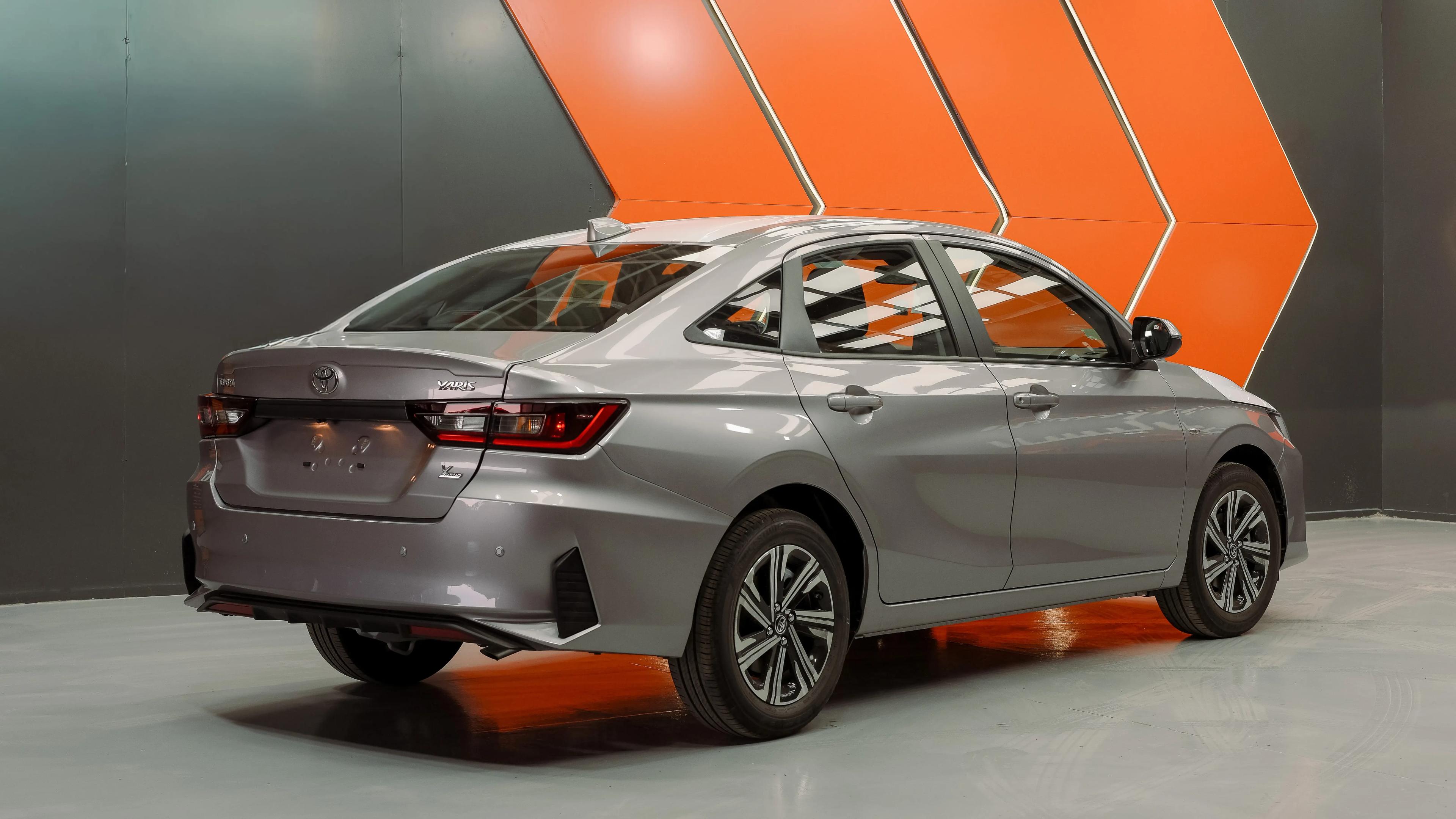 exterior rearRight