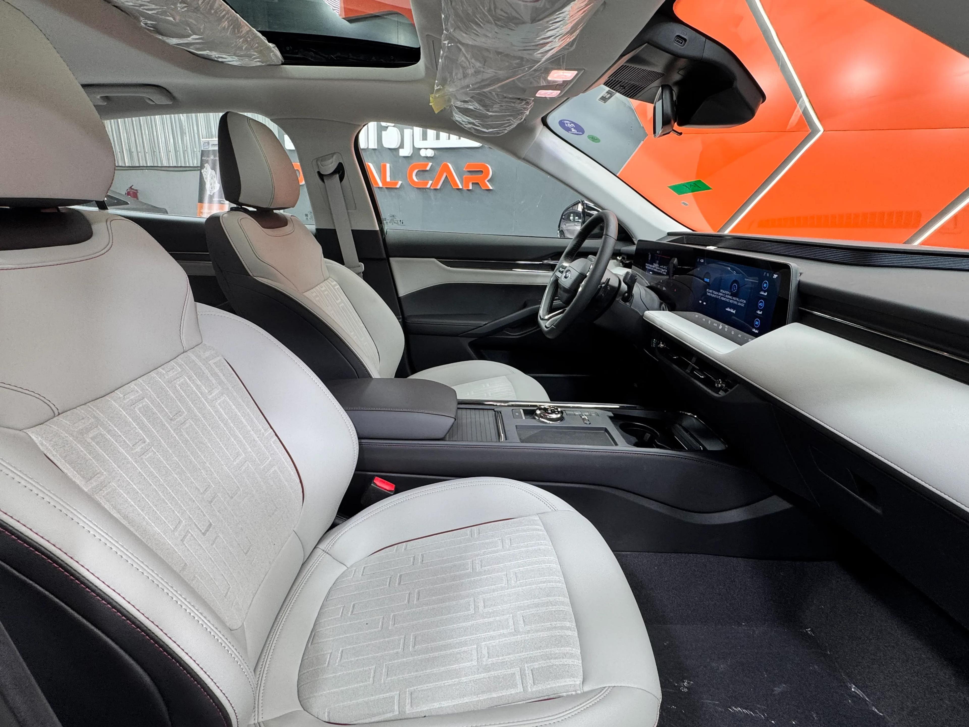 interior frontRight