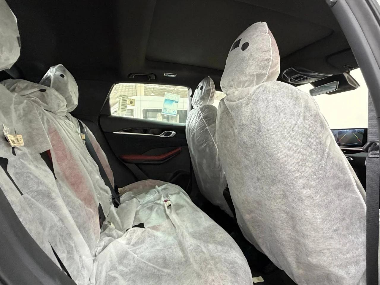 interior frontRight