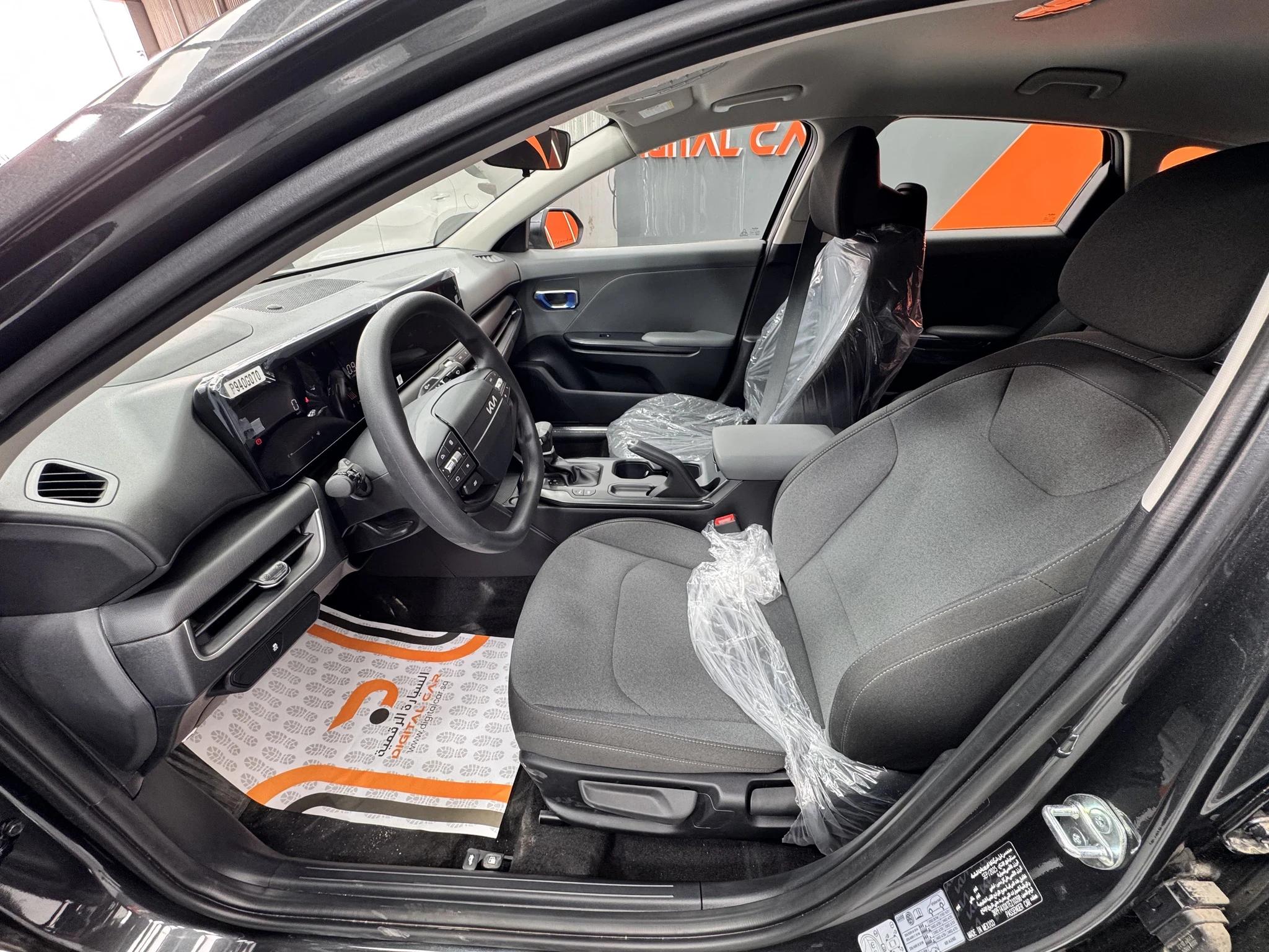 interior frontRight