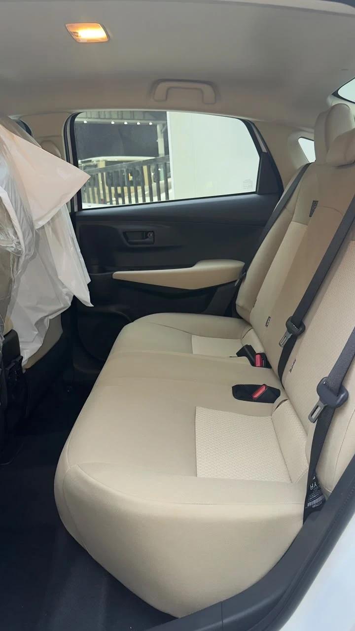interior frontLeft