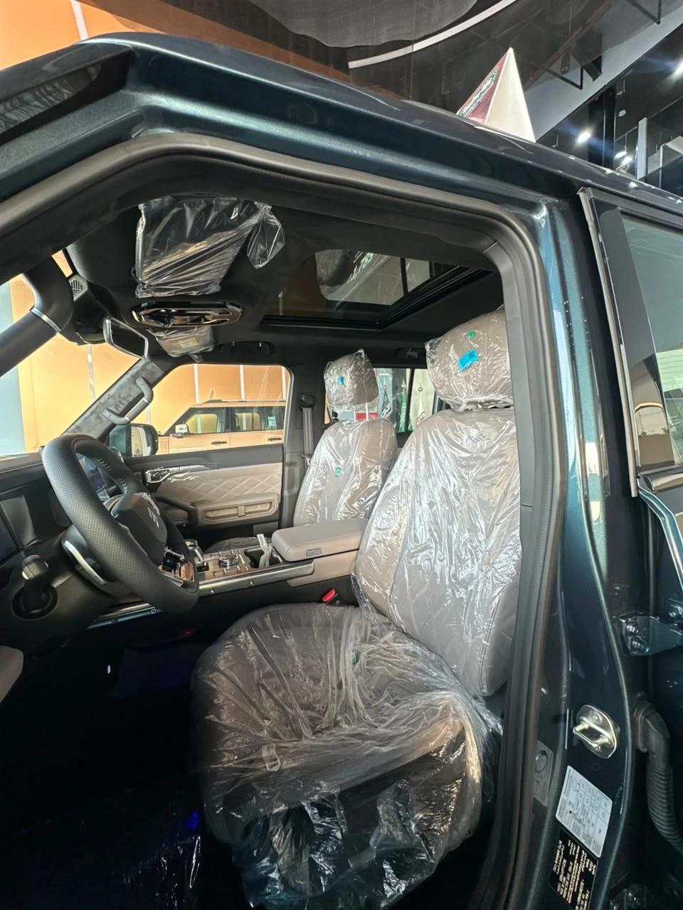 interior image_1