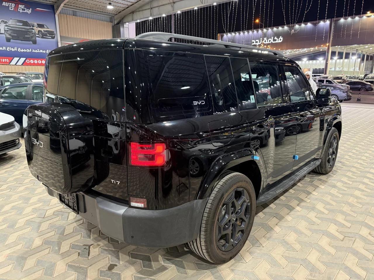 exterior rearLeft